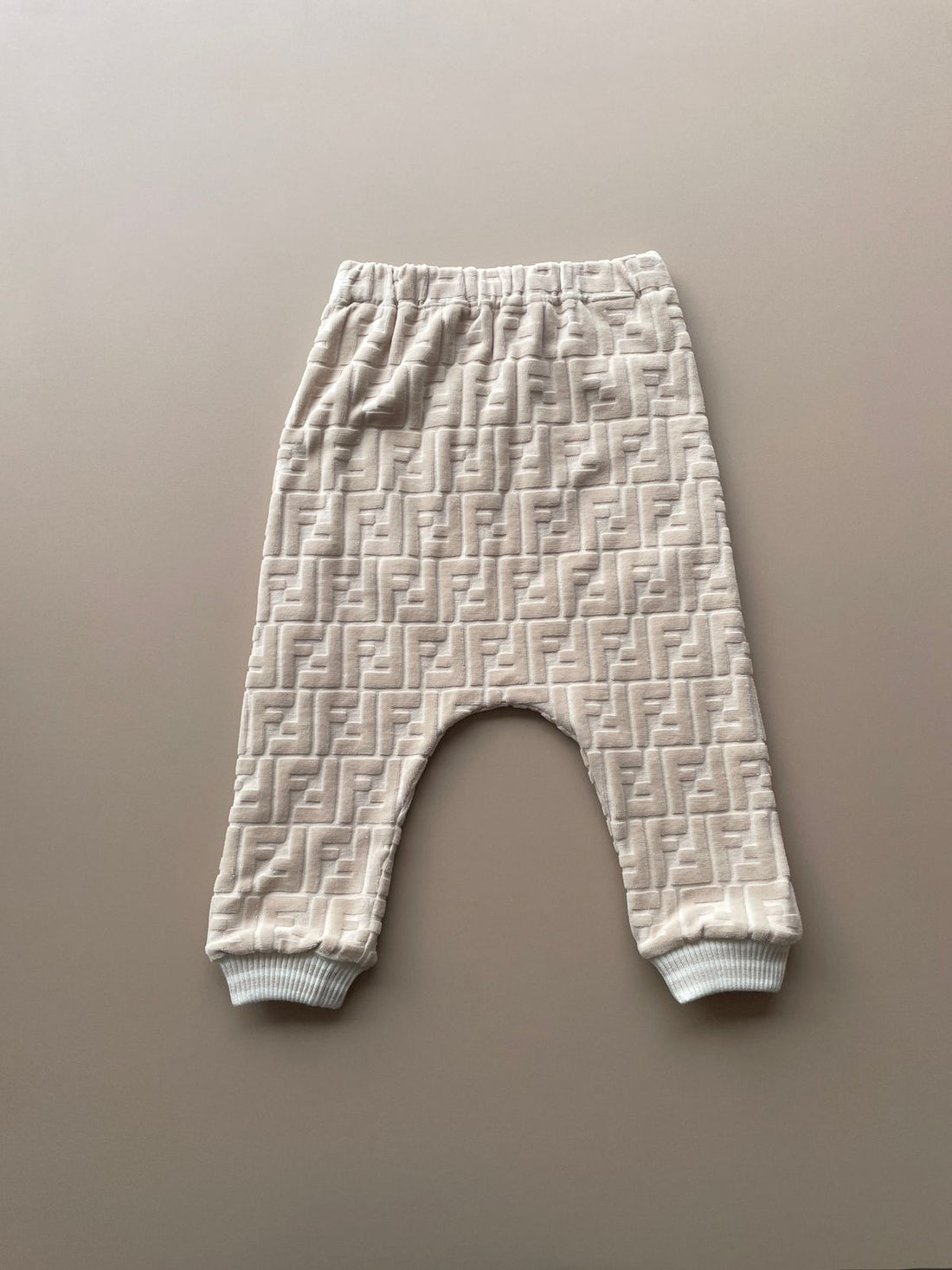 Conjunto Fendi 24 meses