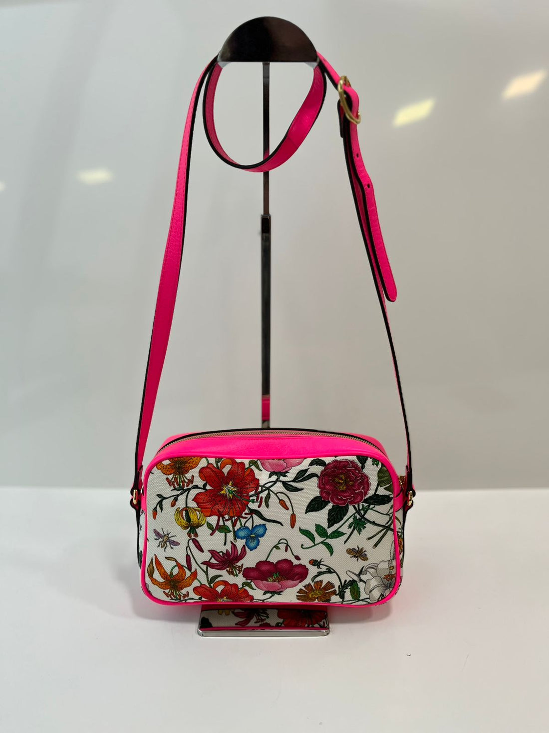GUCCI Shoulder Bag Flora