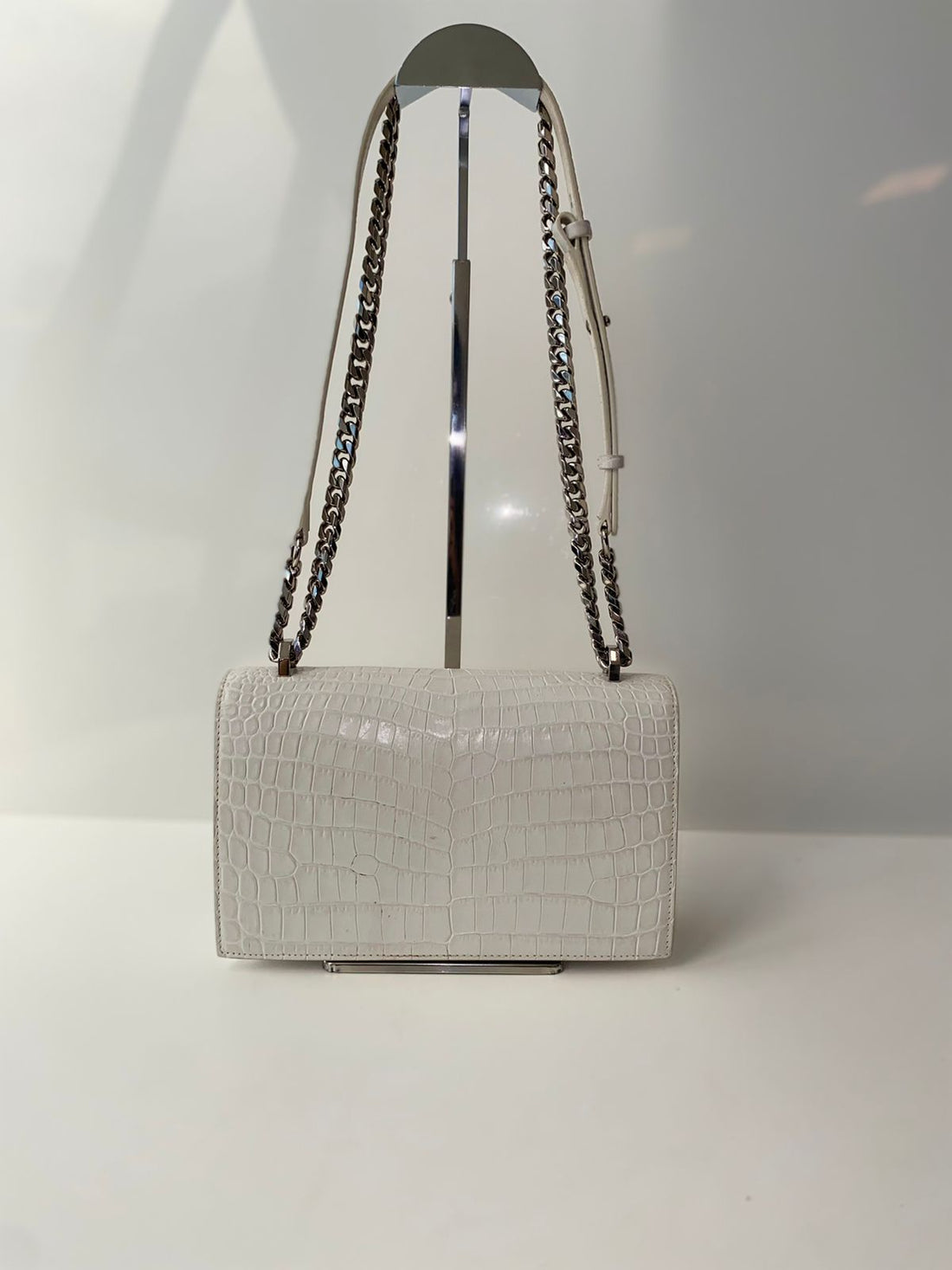 Alexander McQueen Knuckle Clutch