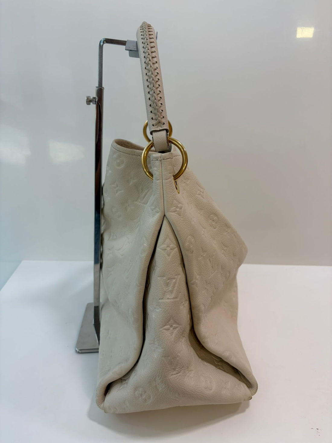 Louis Vuitton Artsy MM Empreinte White