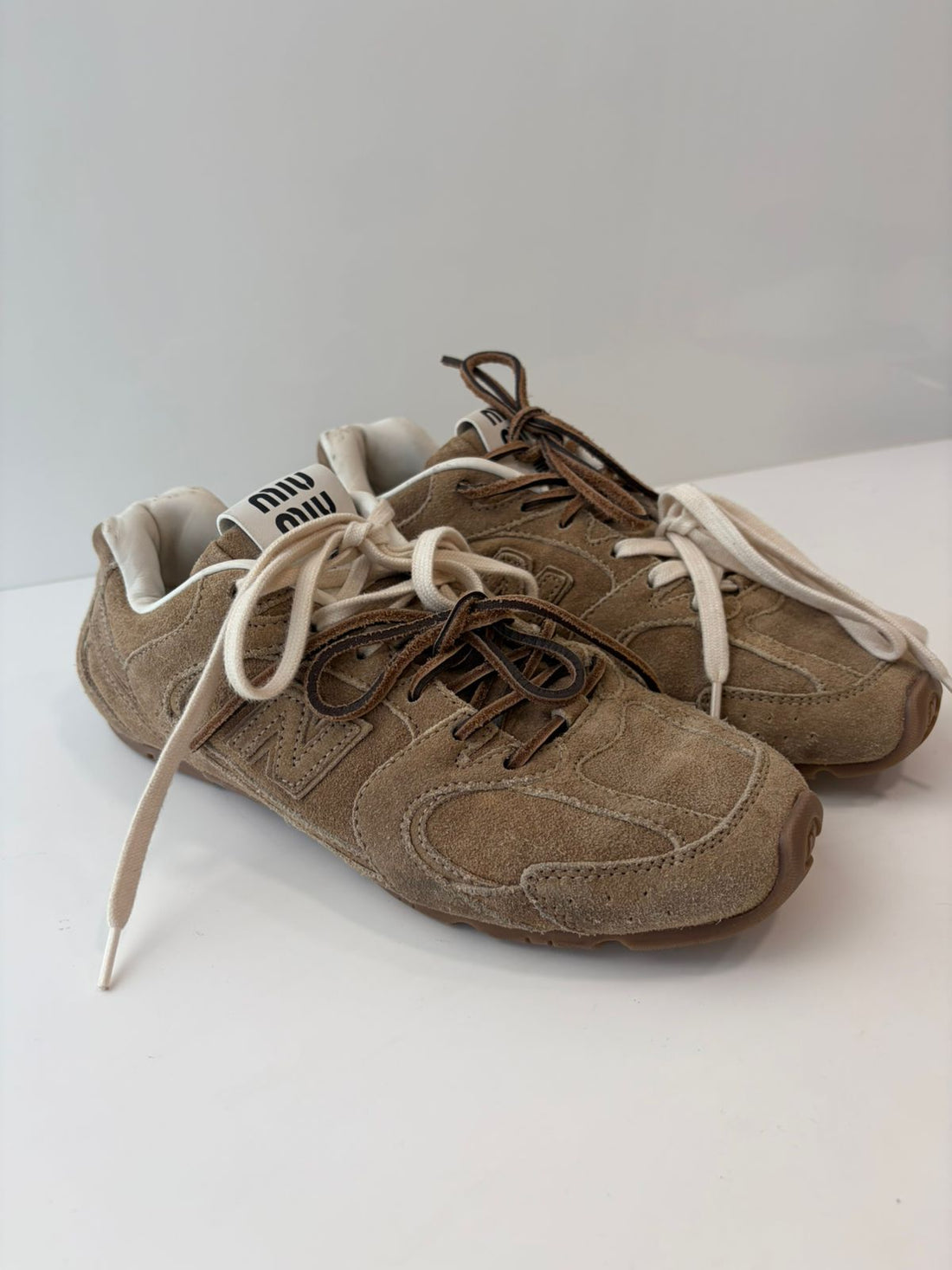 Miu Miu x New Balance 530 TAM36 BR