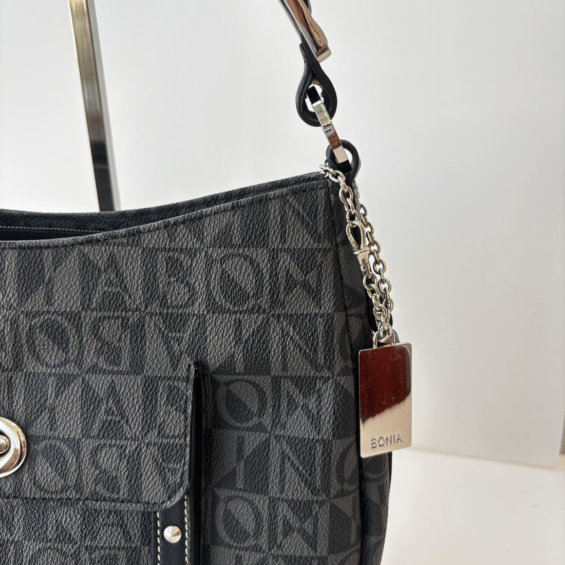 Bonia Monogram