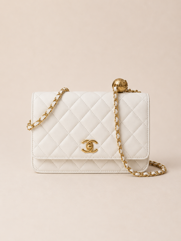 Chanel Woc Gold Ball Lambskin white/gold