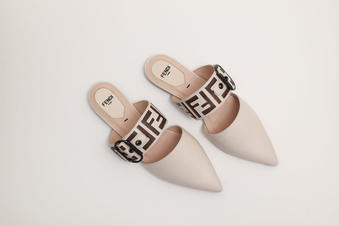 Fendi Roma Leather Mules TAM 35BR