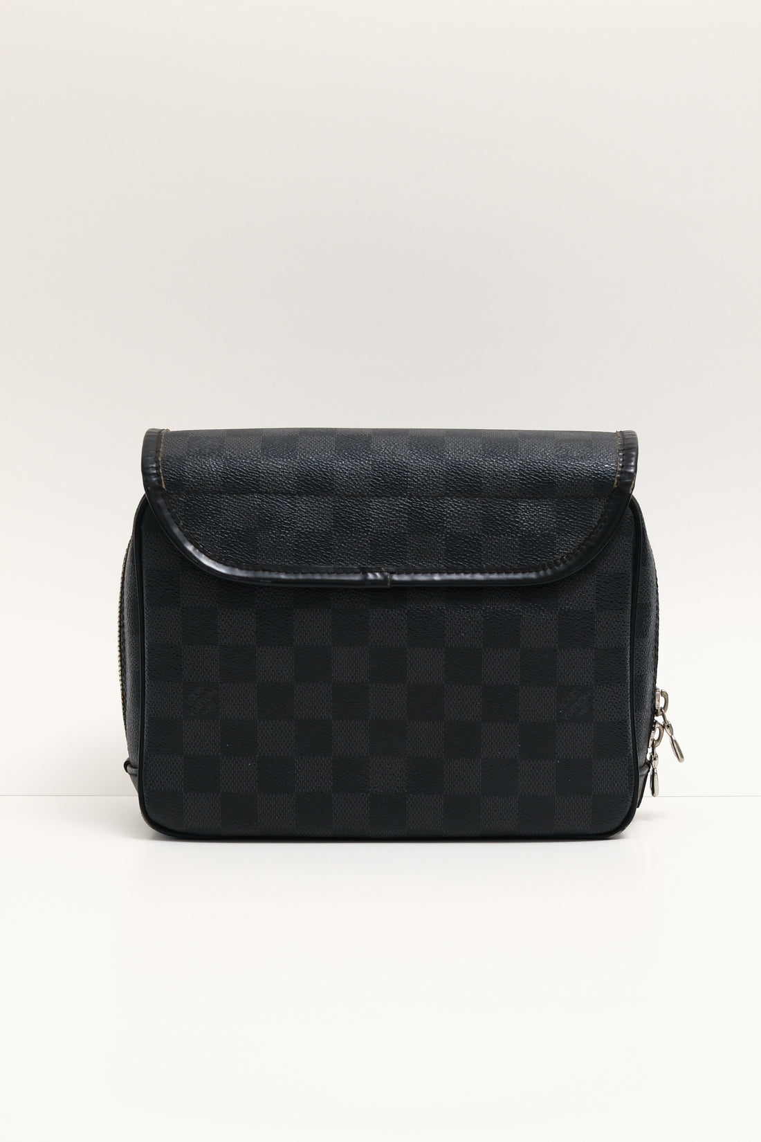 Louis Vuitton Damier Graphite Canvas Hanging Toiletry Kit Pouch
