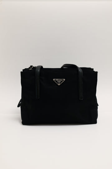 Prada Tote em Nylon