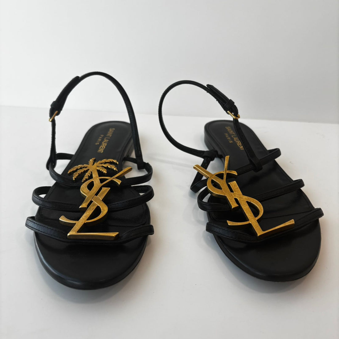 Saint Laurent Sandália Cassandra TAM 35BR