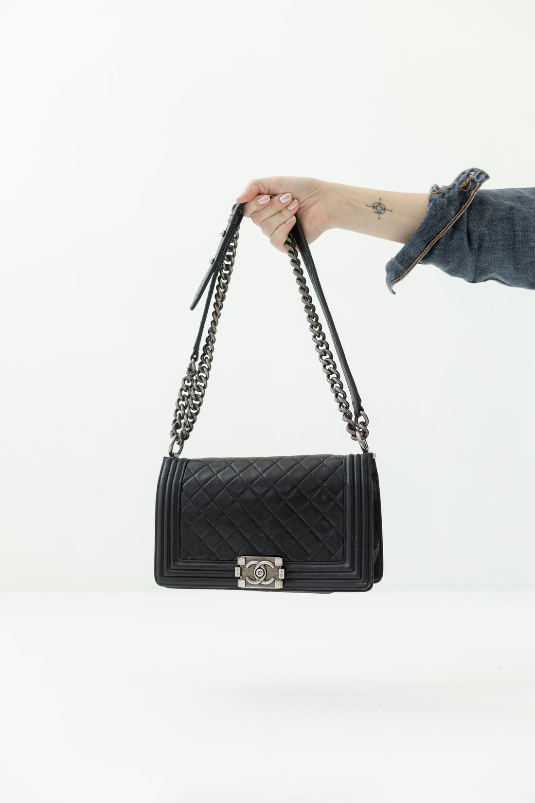 Chanel Boy Bag Média Preta
