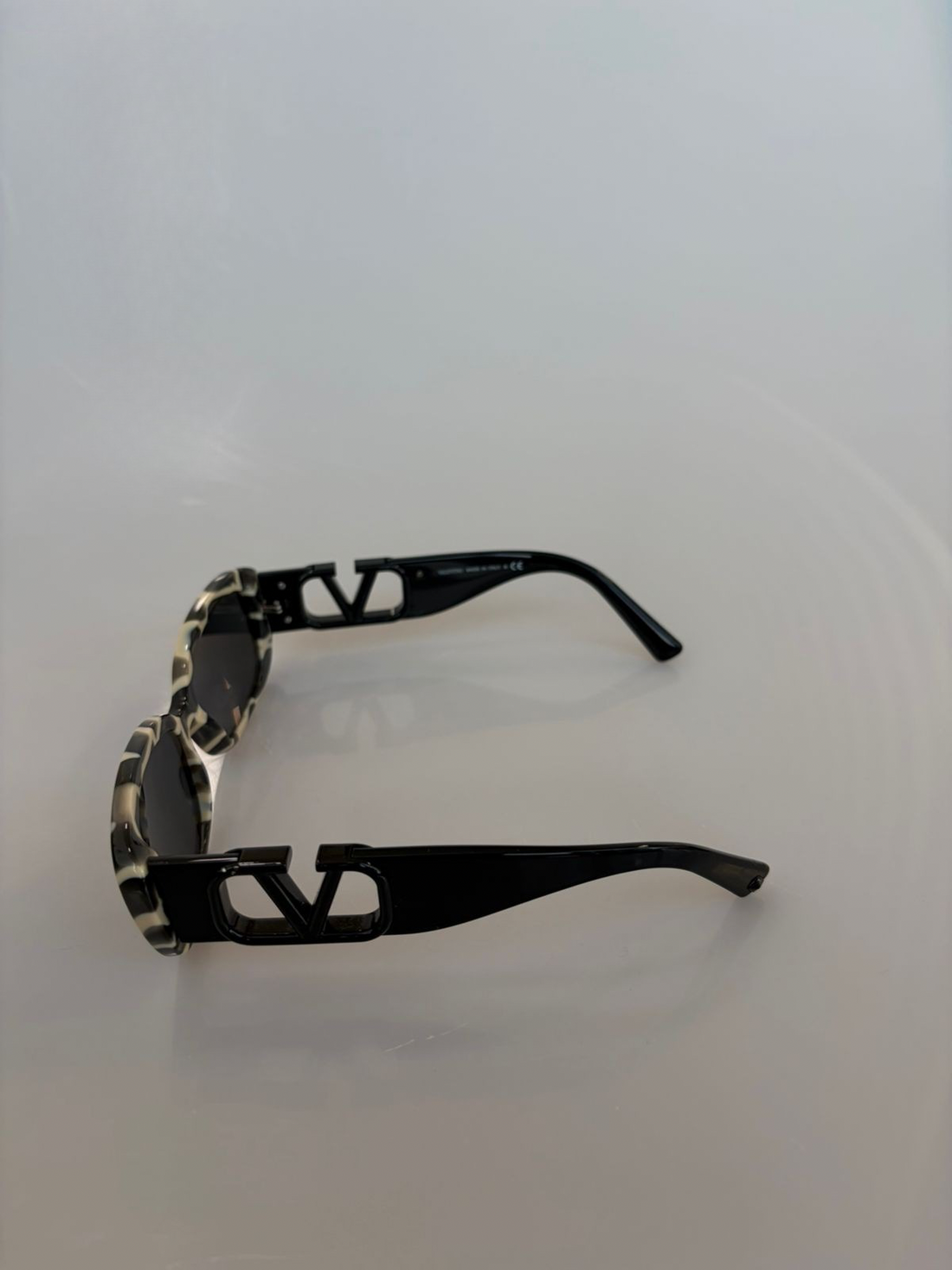 Óculos de Sol Animal Print Valentino