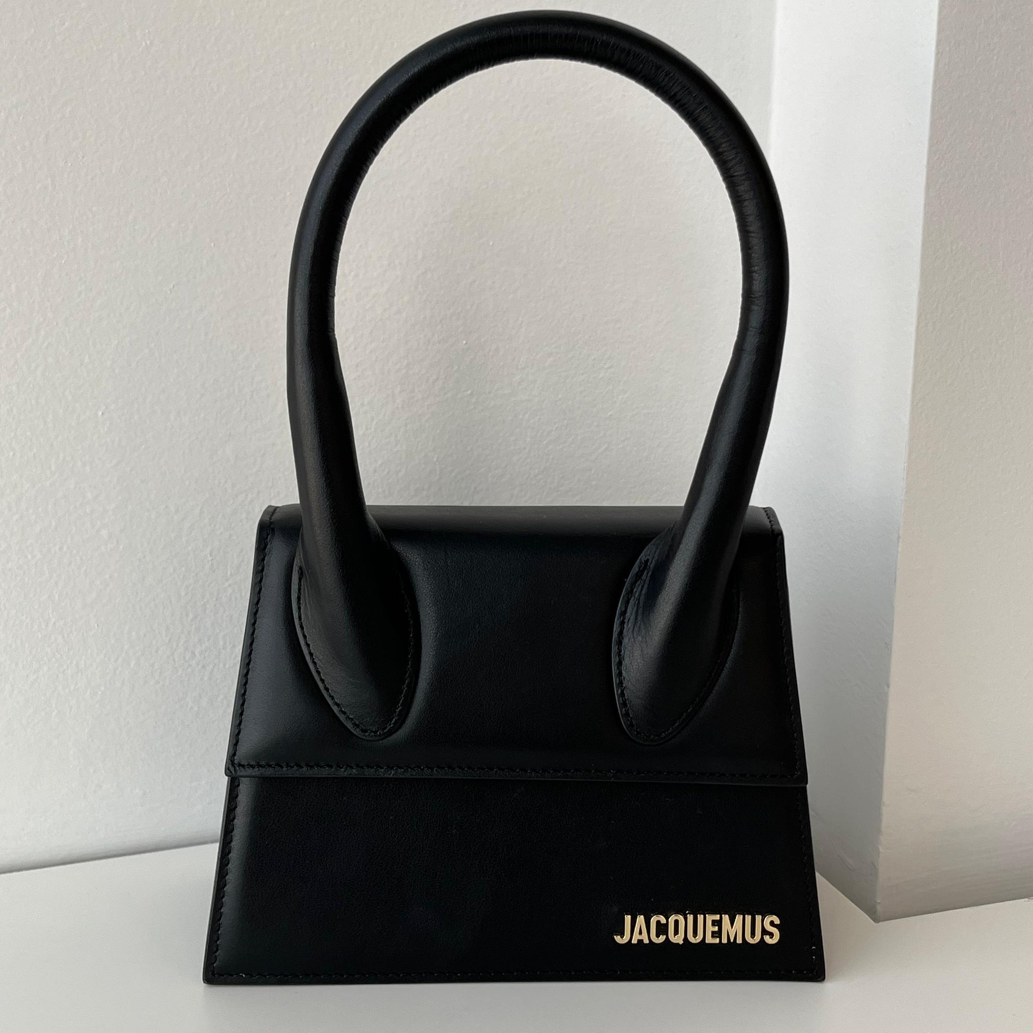 Jacquemus Bolsa Le Chiquito média