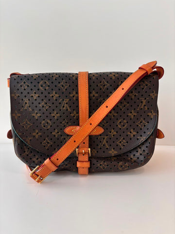 Louis Vuitton Flore Saumur 30