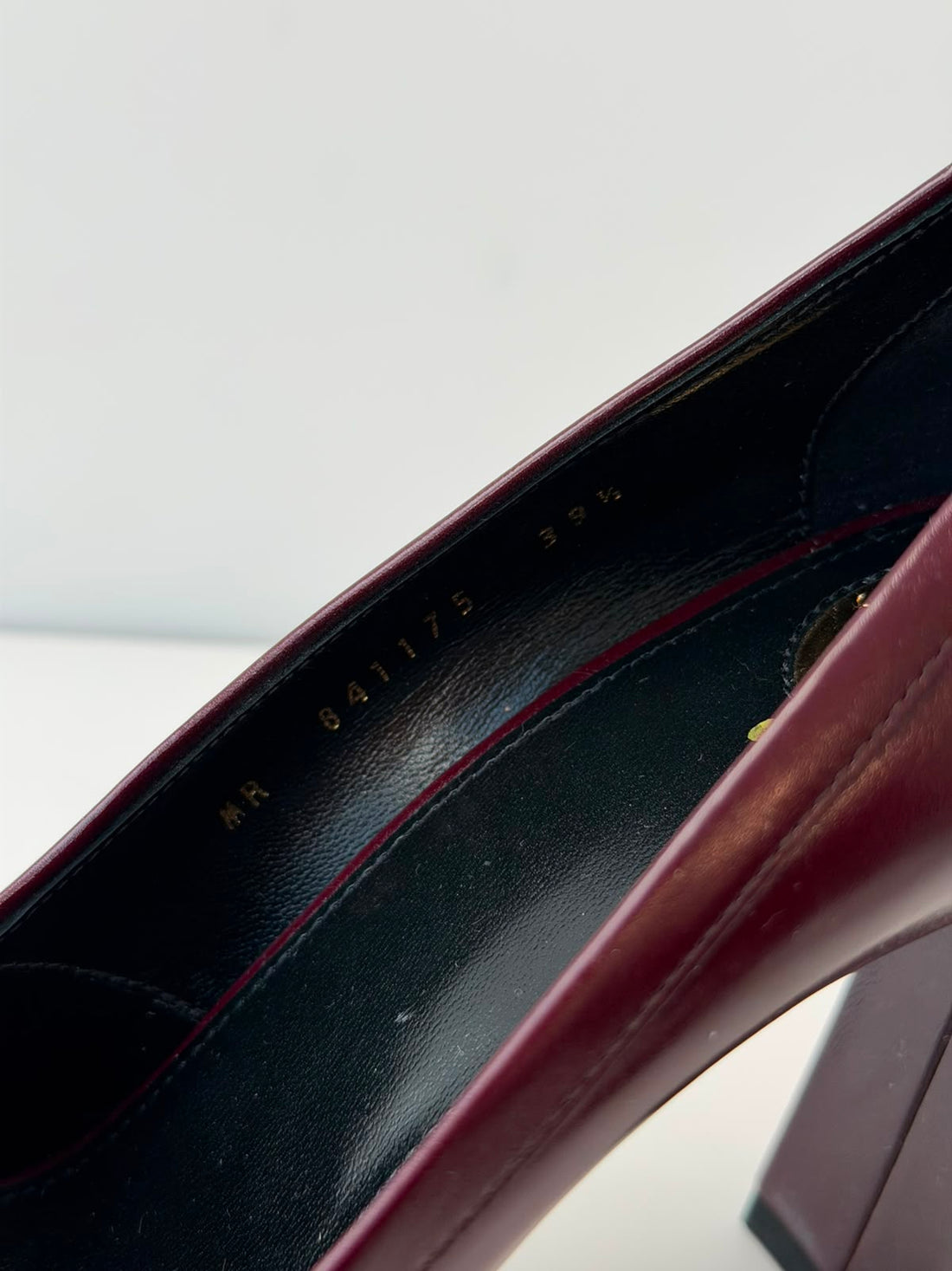 Saint Laurent Chloé 90 Leather Loafer Pumps